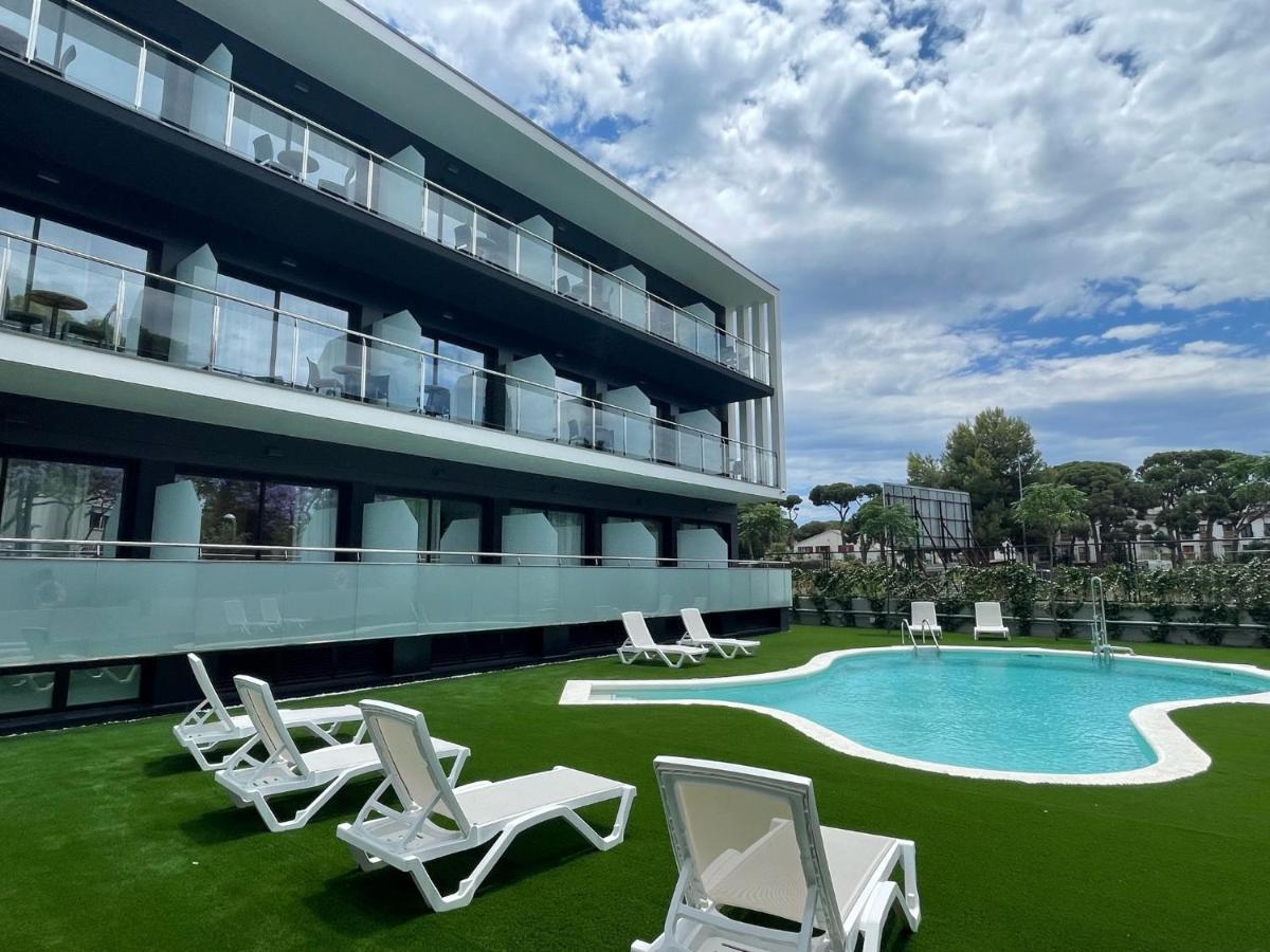 Hotel C31 Castelldefels Ngoại thất bức ảnh